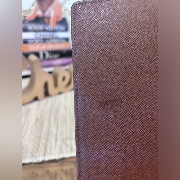 EUC Louis Vuitton Brown Leather Card Holder - Picture 10 of 13